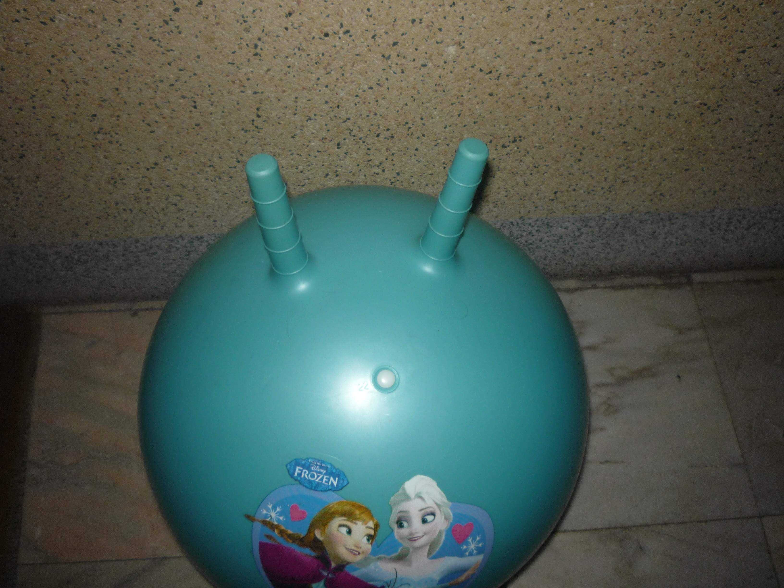 Bola insuflável Frozen: 3 euros