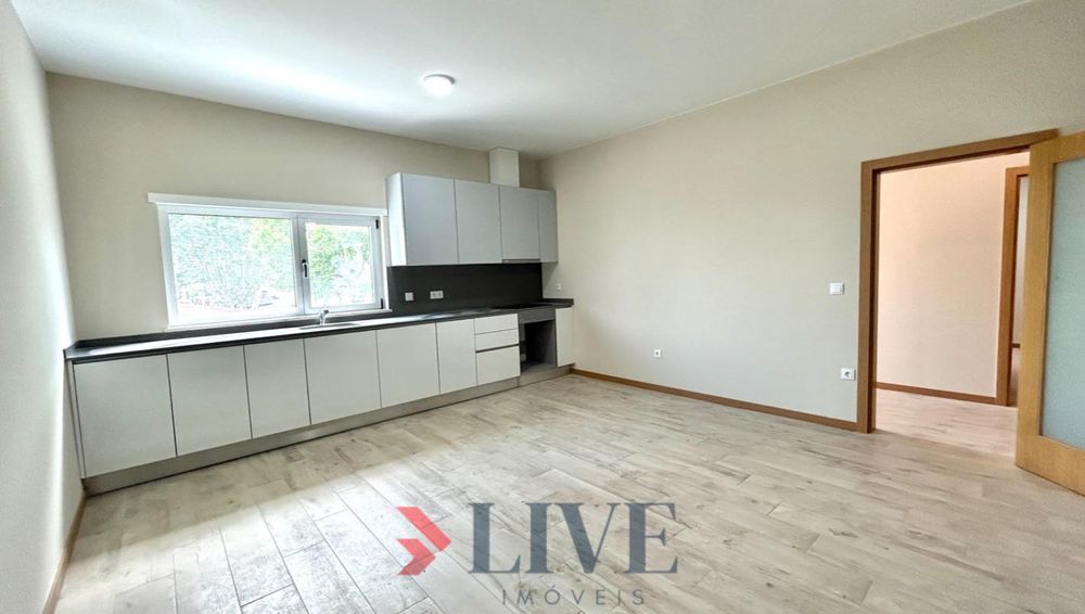 Apartamento T1+1 para venda em Viseu