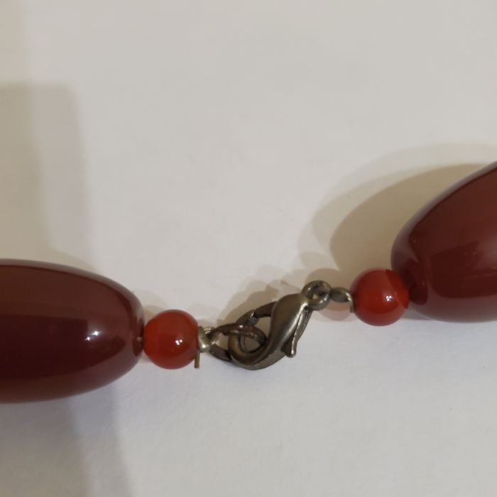 Бусы из натурального камня