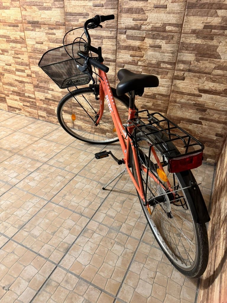 Bicicleta estado nova . Pagamento só em dinheiro.