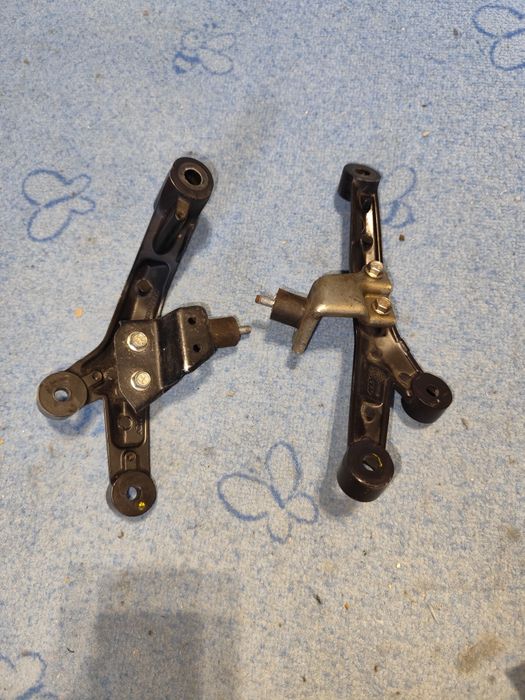 Mocowanie łapa wspornik silnika KTM RC 125 Duke