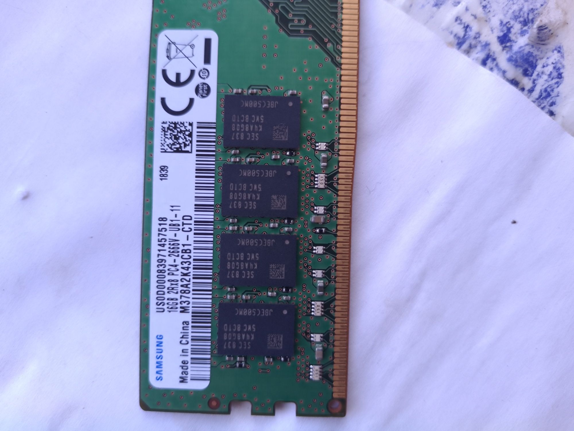 Оперативна пам'ять 16GB  DDR4 2666 samsung