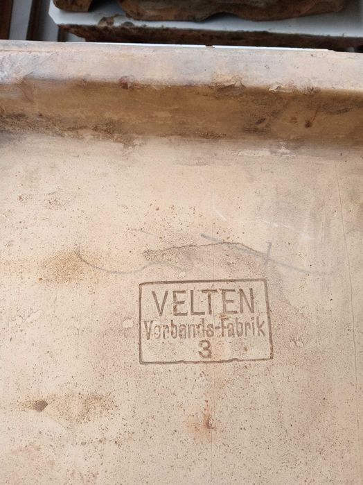Wieńczenie pieca kaflowego i kafelki z firmy Velten dla wymagających
