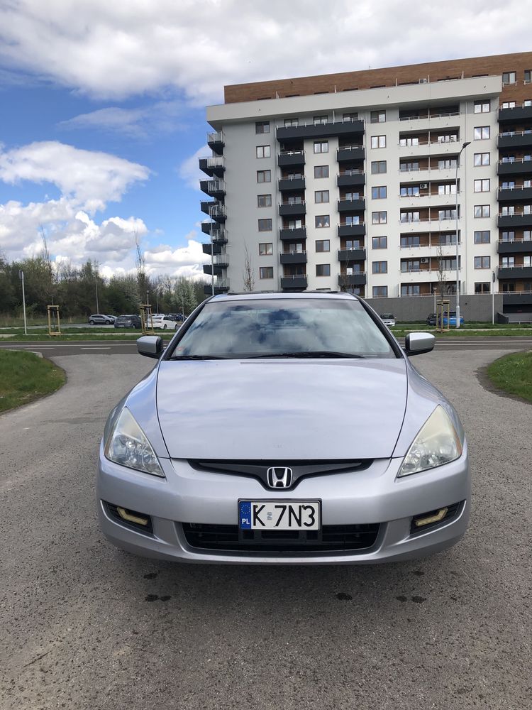 Honda Accord VII Coupé 2.4 automat