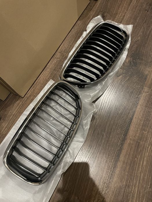 Grill Bmw 3 e90/e91 Lift - chrom, oryginalny