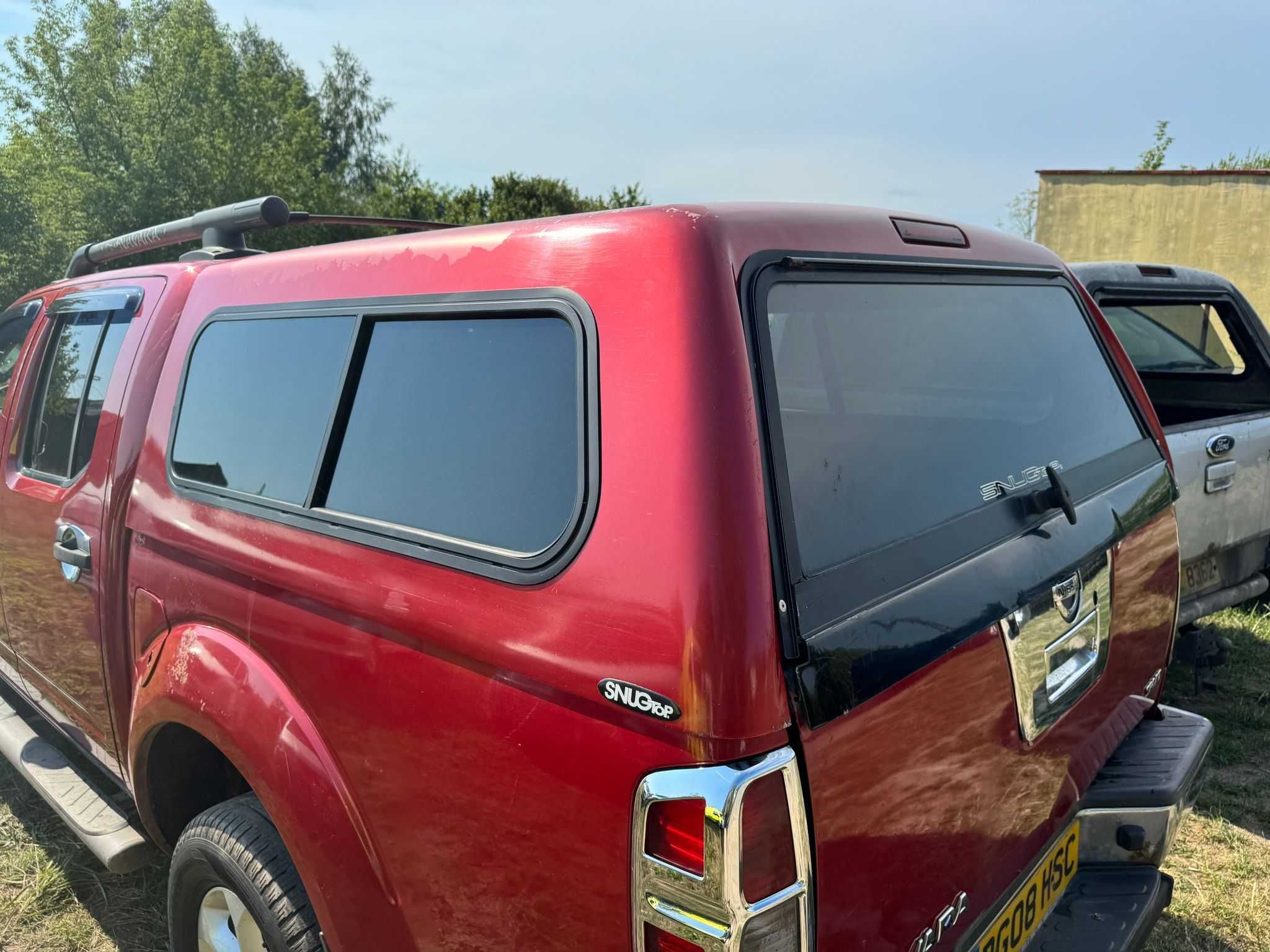 Zabudowa Paki Nissan Navara D40 Snugtop Hardtop Pick-Up