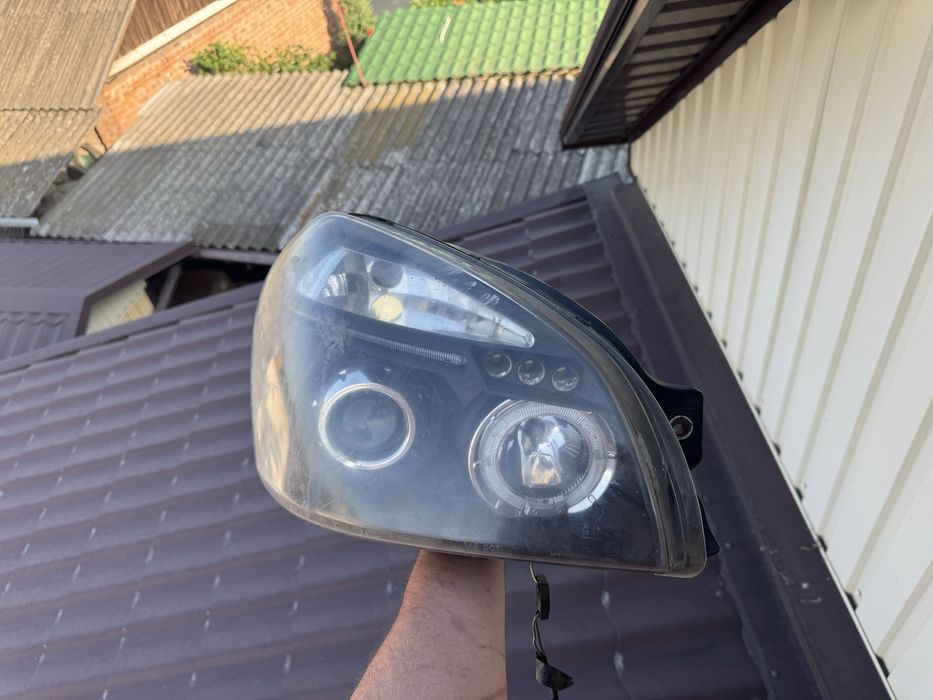 Продам Тюнингованые фары Hyundai tucson 2005-2012