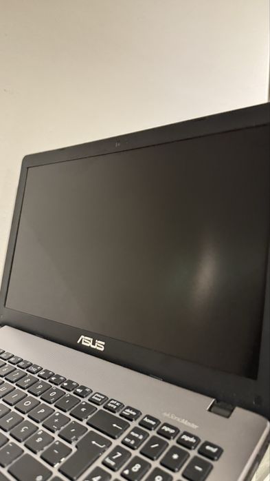Computador portatil asus