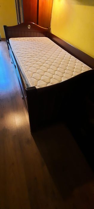 Cama de solteiro dupla de mogno lavável com colchões novos