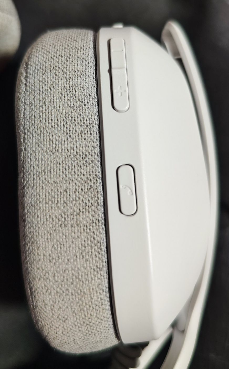 Logitech Vibe Zone 100