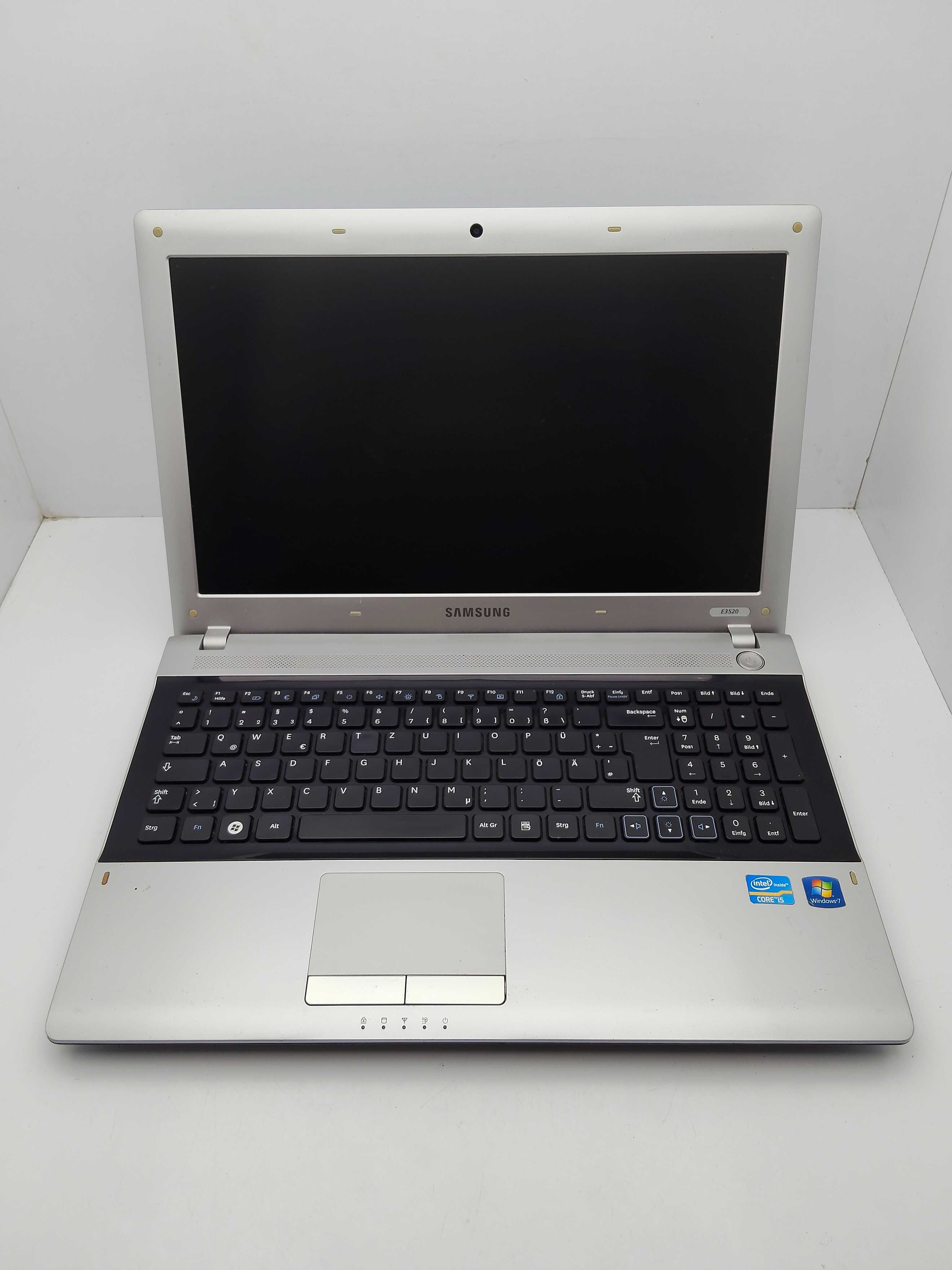 Samsung RV520 CPU:Intel i5-2410M Ram:6gb HDD:320Gb Intel Graphics 3000