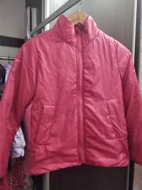 Рожева куртка на дівчинку