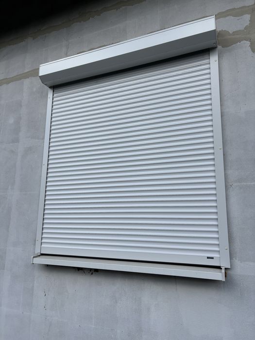 Komplet 3 rolet zewnętrznych białych sterowanych pilotem