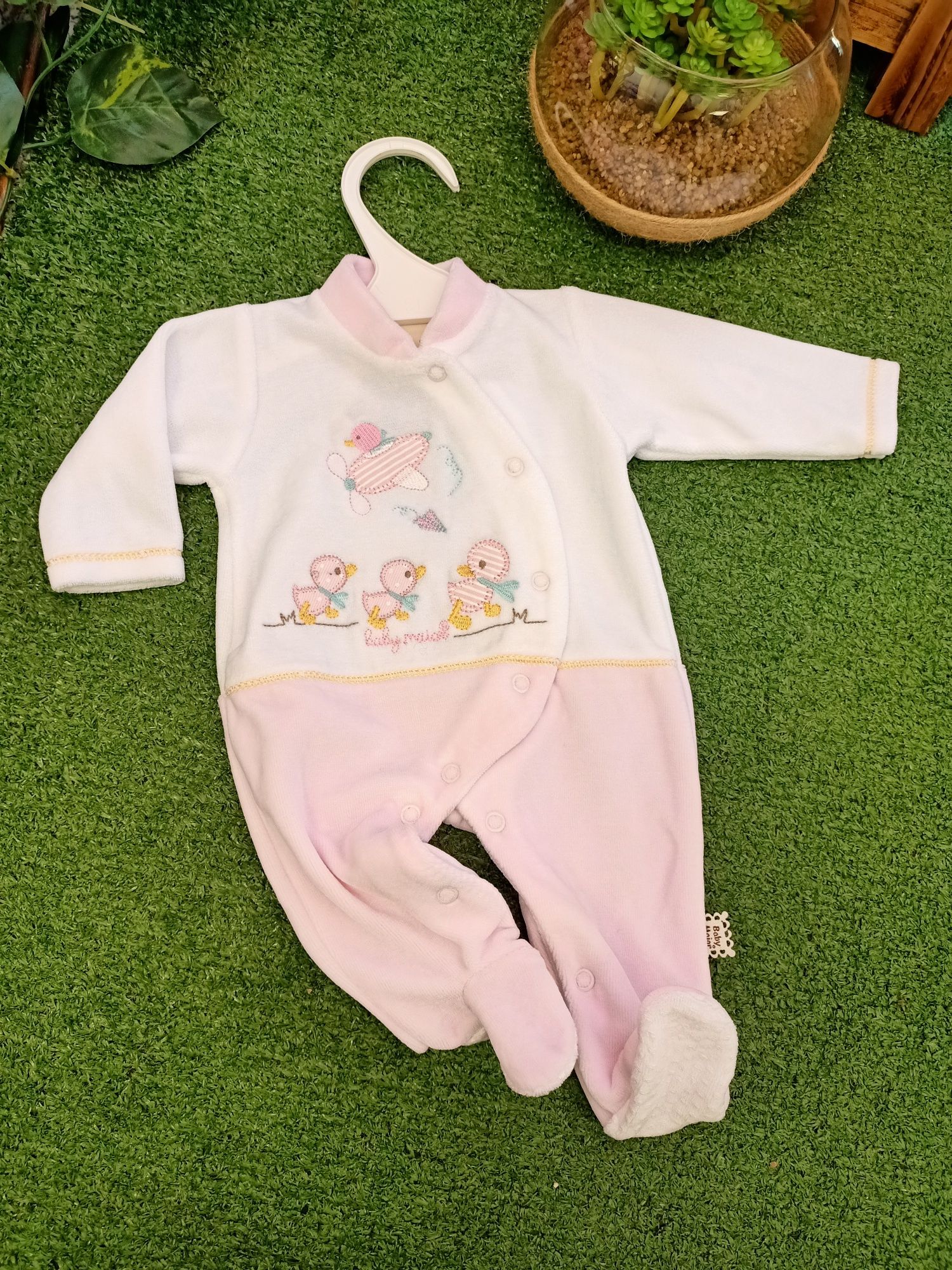 Babygrow veludo bebé menina