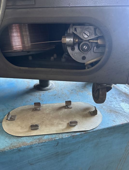 Spawarka na gaz obojętny CLOOS GLC 403 PA-TS