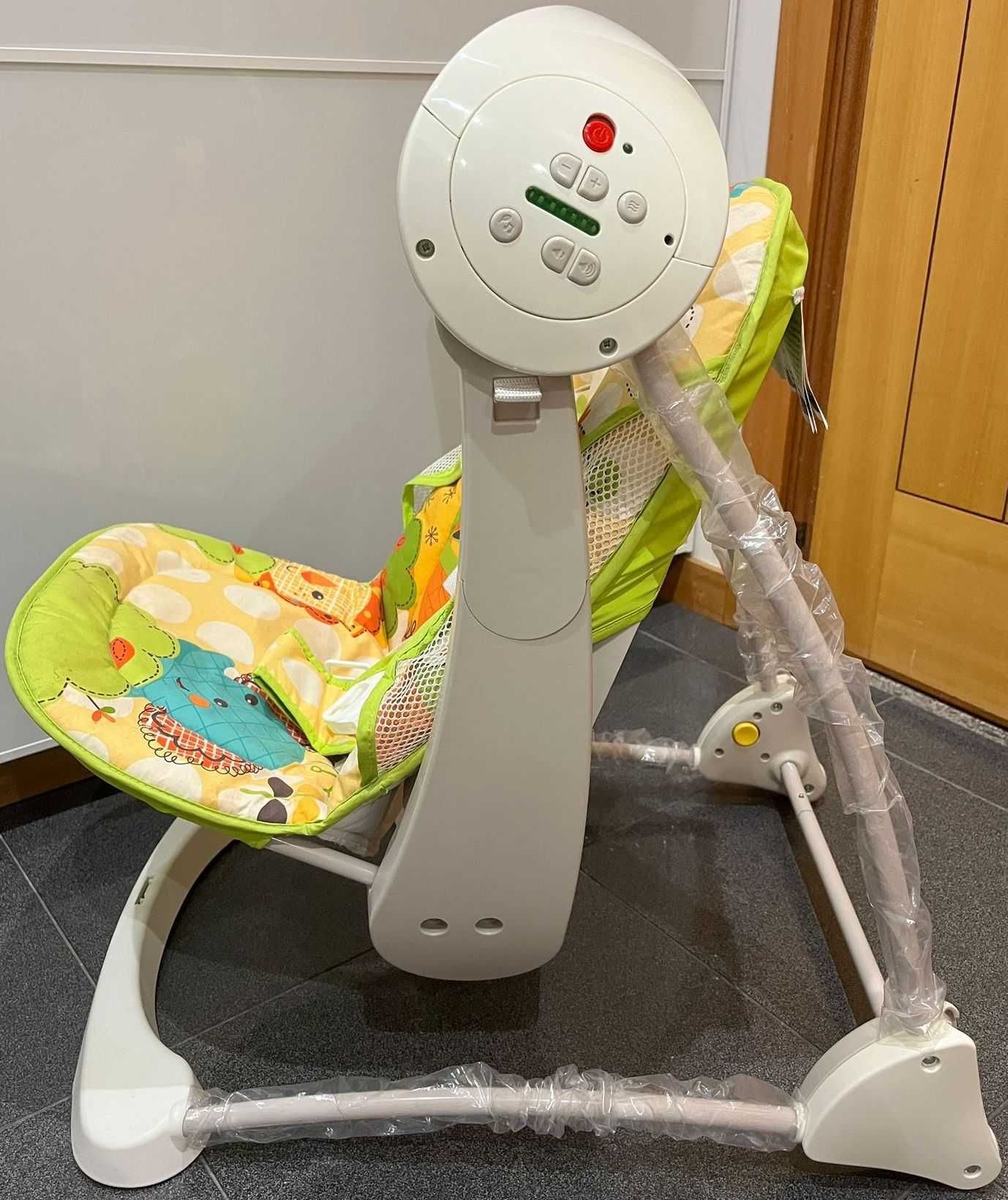 Espriguiçadeira com baloiço e música - Fisher-Price® Sunny Days