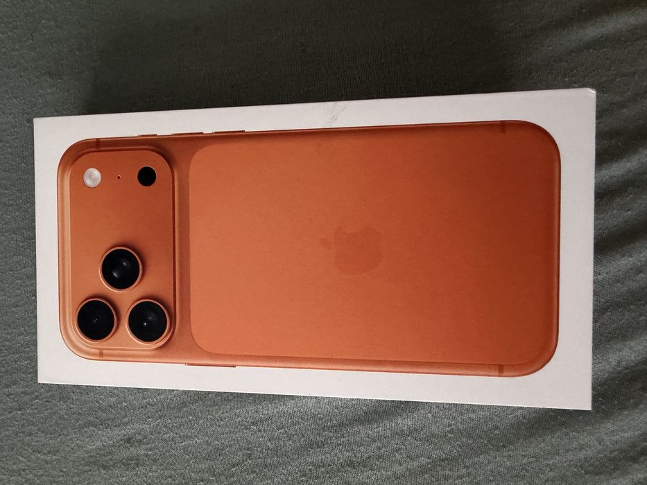 Sprzedam Iphona 17 pro max