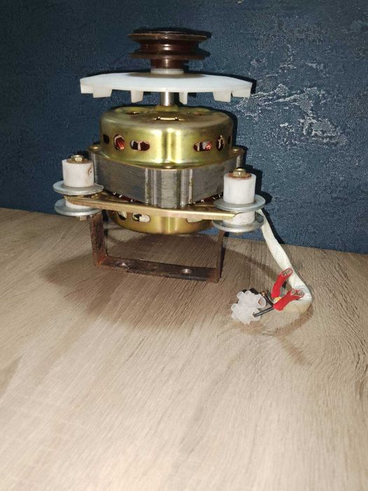 Продам мотор до Saturn xd-135 новий