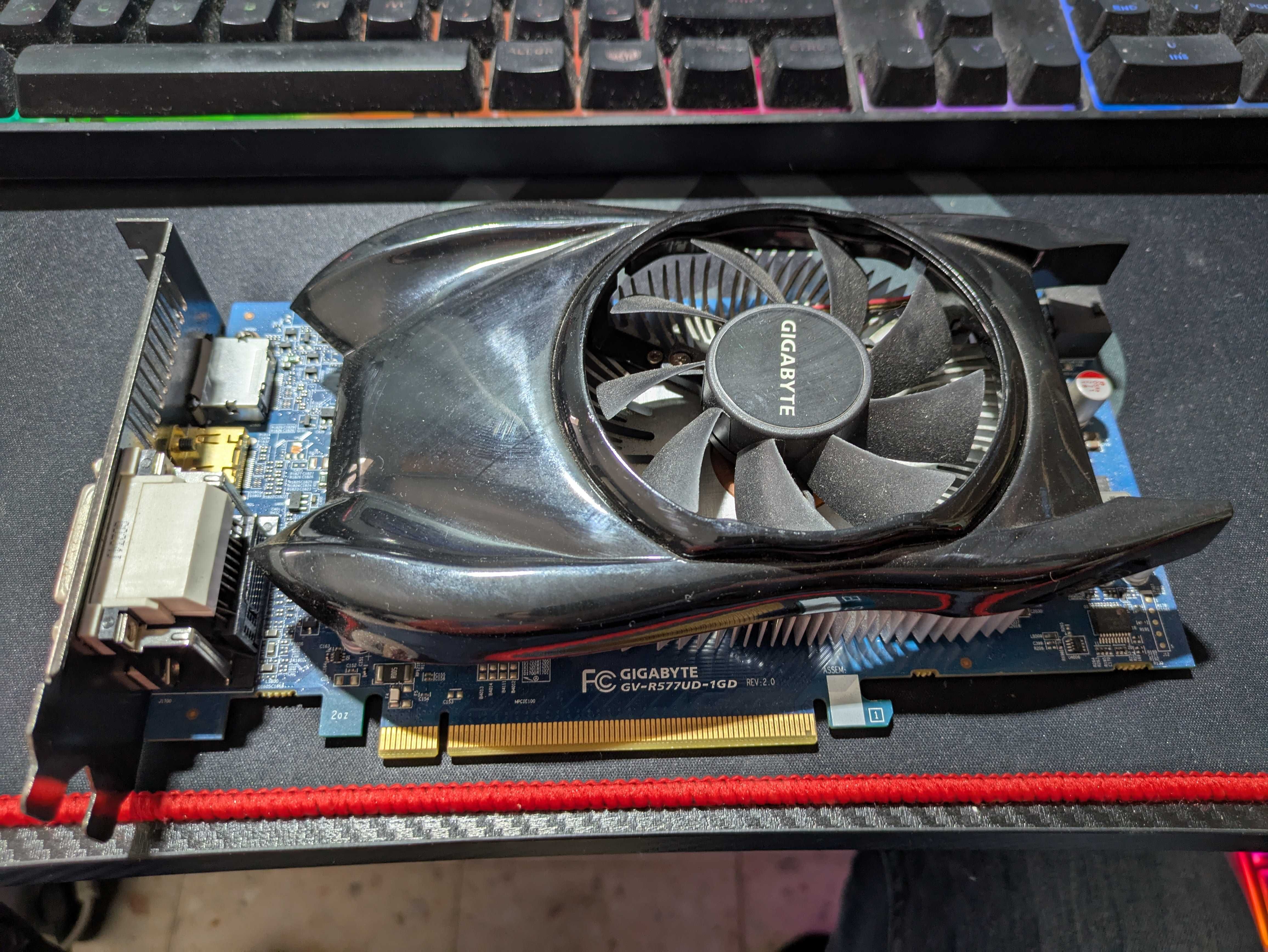 Placa gráfica AMD Radeon HD 5770 1GB GDRR5