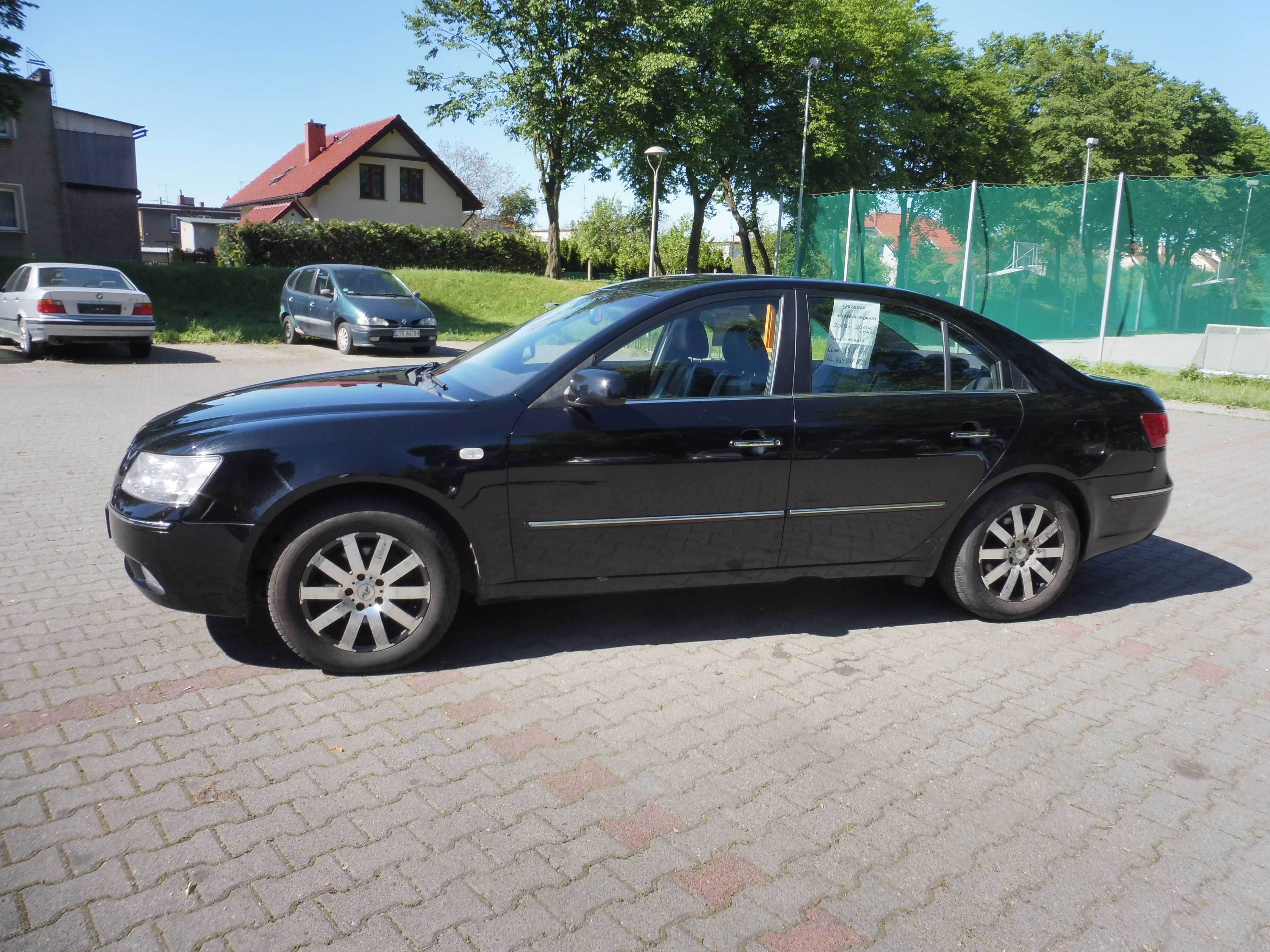 Hyundai sonata z gazem w bdb stanie I rejestracja 2010r klima dziala