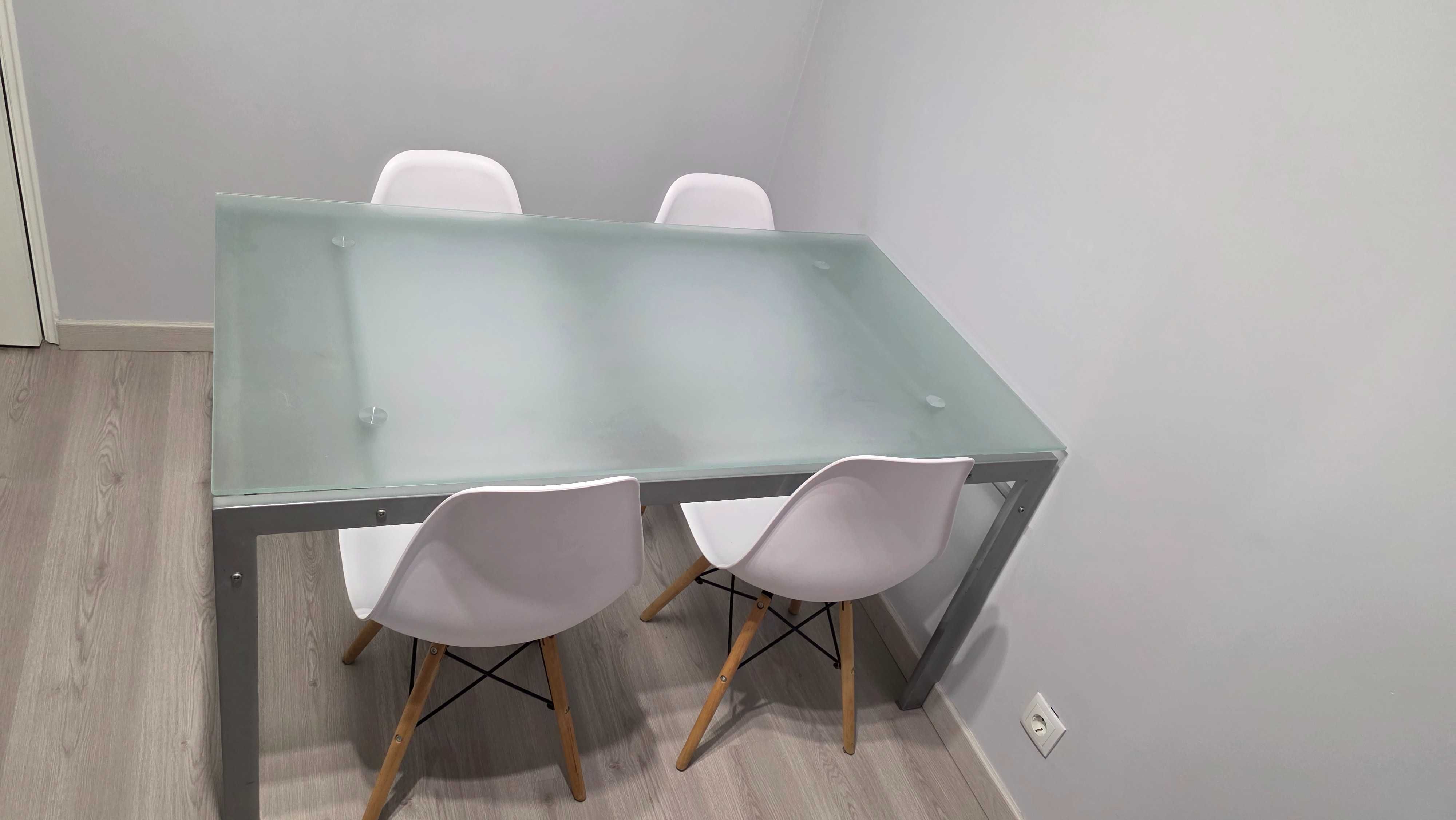 Mesa Cozinha com cadeiras