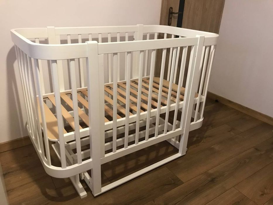 Дитяче ліжко гойдлака для немовля