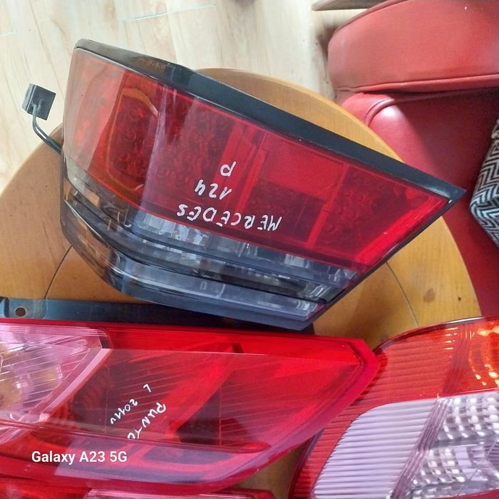 Lampy tylne ML W163, Scenic 2,Santa Fe, Picasso, Volvo s60,Punto, 124.