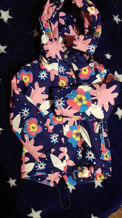 Куртка на девочку