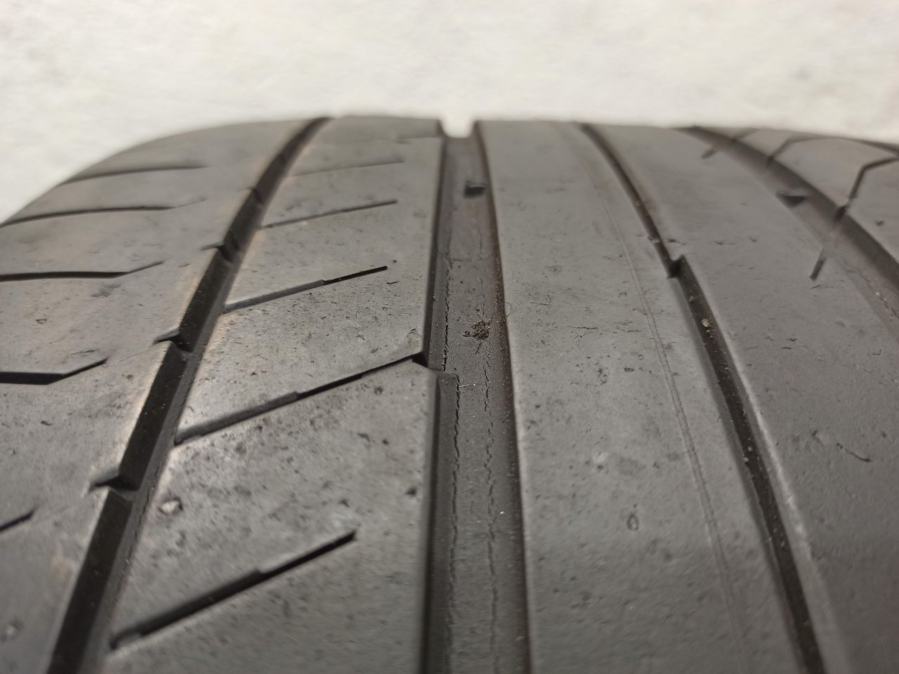 1x 285/35R20 Continental ContiSportContact 5P MO