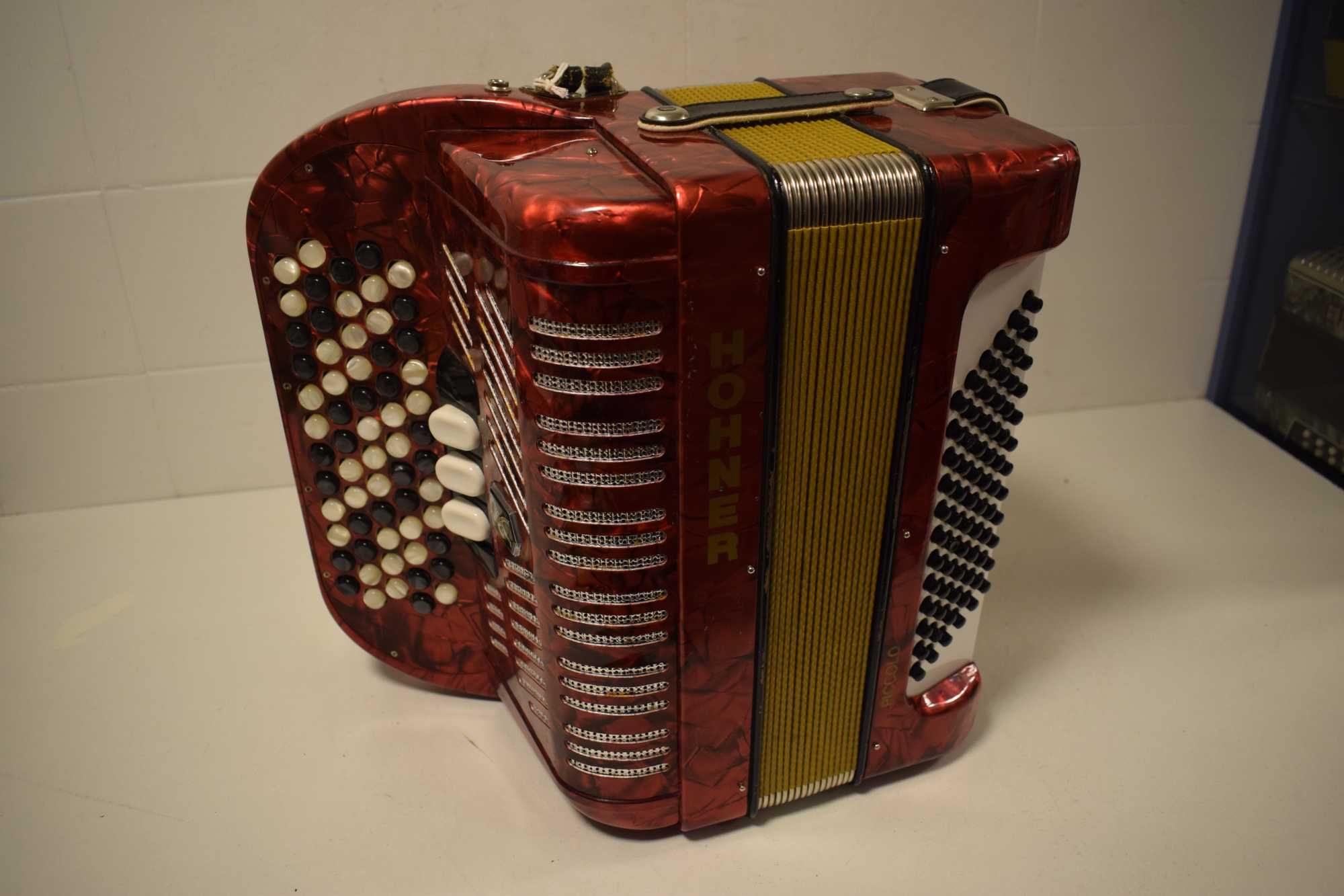 Acordeao Hohner Picolo 2 Voz. N 200