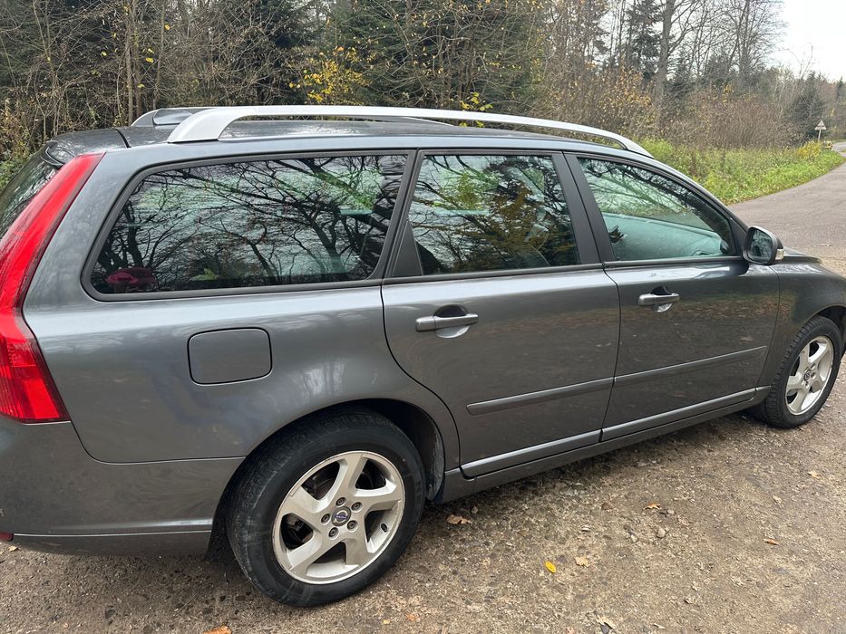 Volvo v50 2011 року 1.6 d2