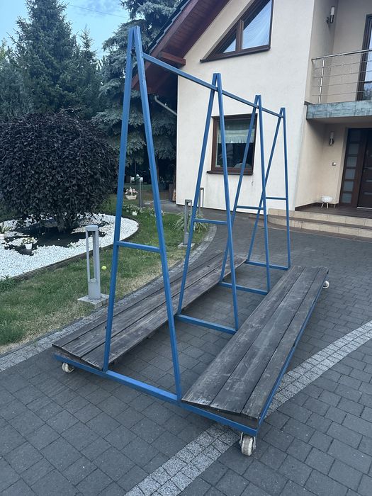Stojak transportowy