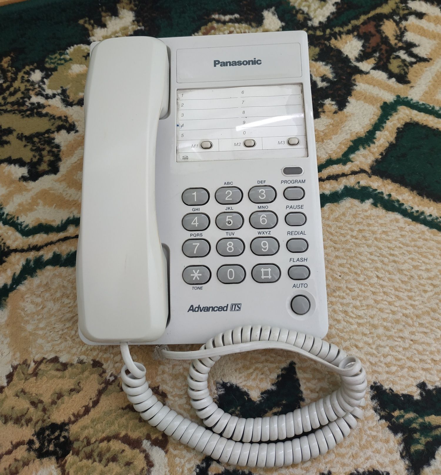 Продам 2 телефона Panasonic KX-TS2361 за 220 за ед.