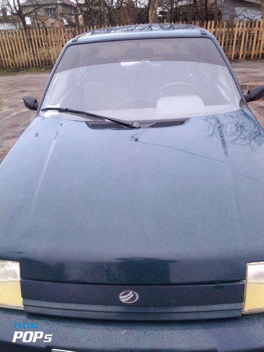 Продаю автомобіль.