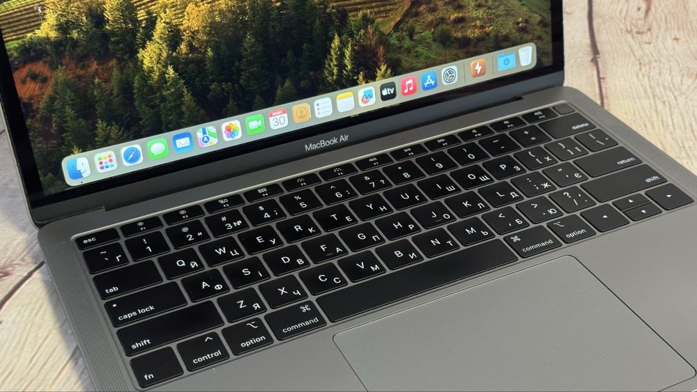 MacBook Air 13" 2019 (Space Gray, 8/256 ГБ, A1932, MVFH2) USA