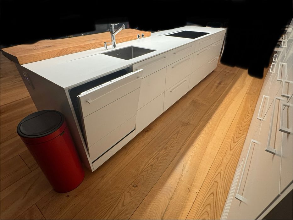 Bardzo duża wyspa kuchenna - kuchnia