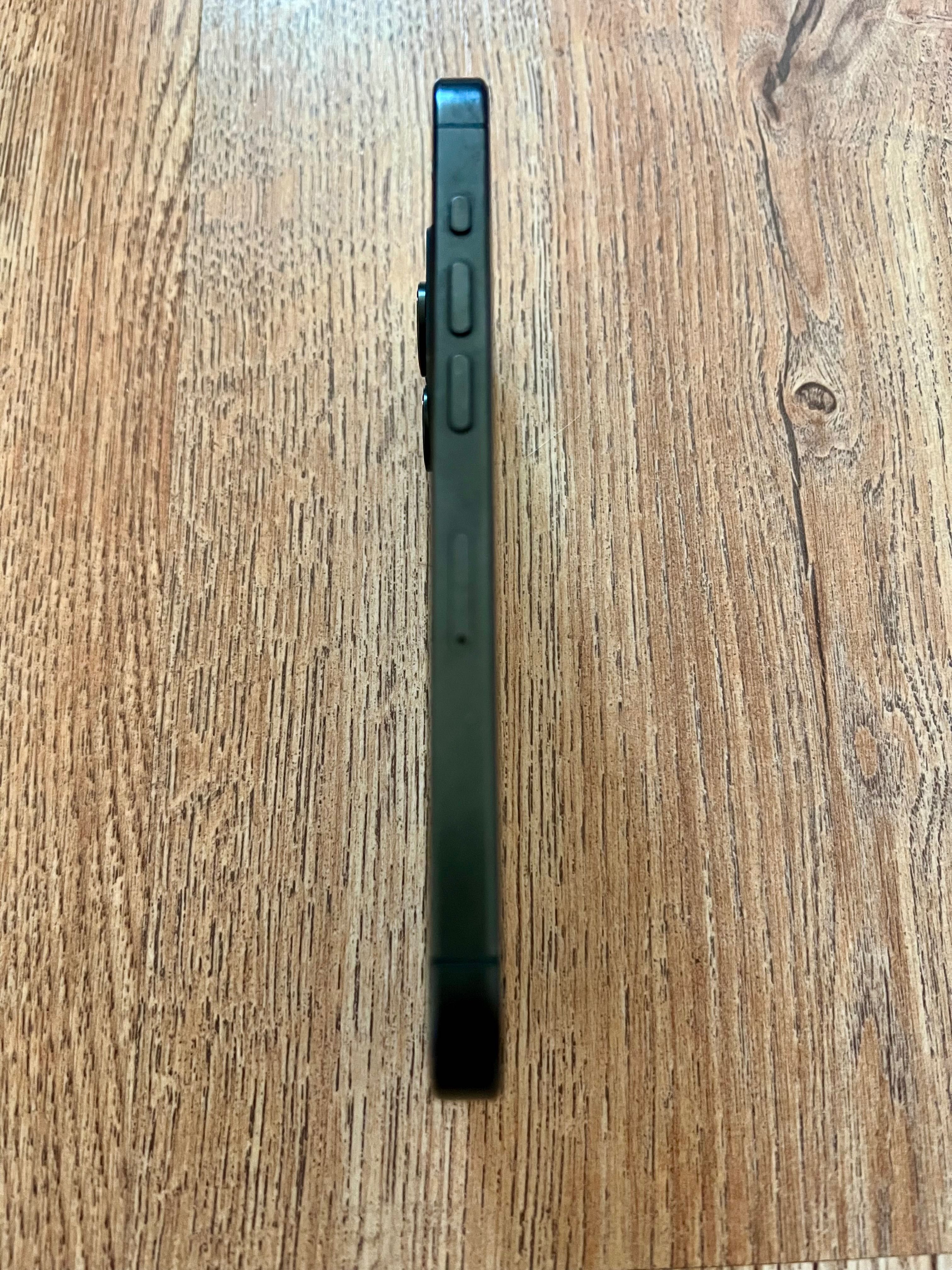 Продам iPhone 15 pro 128 gb