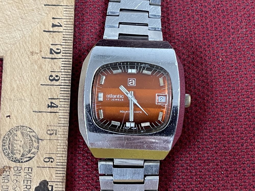 Zegarek Atlantic Square Date z Lat 70