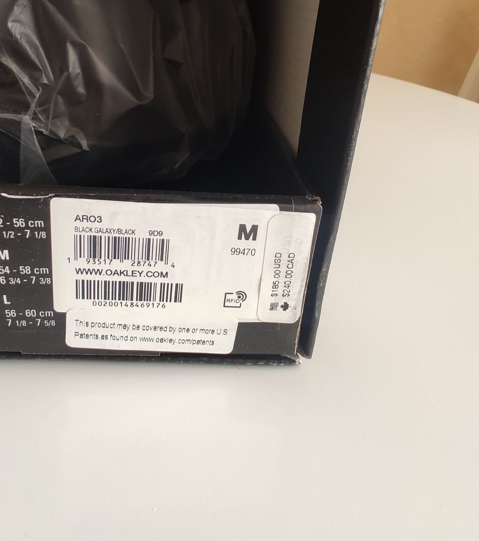 Велошолом Oakley ARO3 розмір М