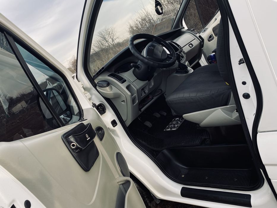 Продаю Renault Trafic отличном состоянии