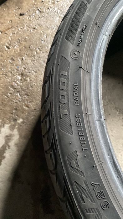 225.40.18 Bridgestone 2шт гума шини резина з Європи склад Харків 40 18