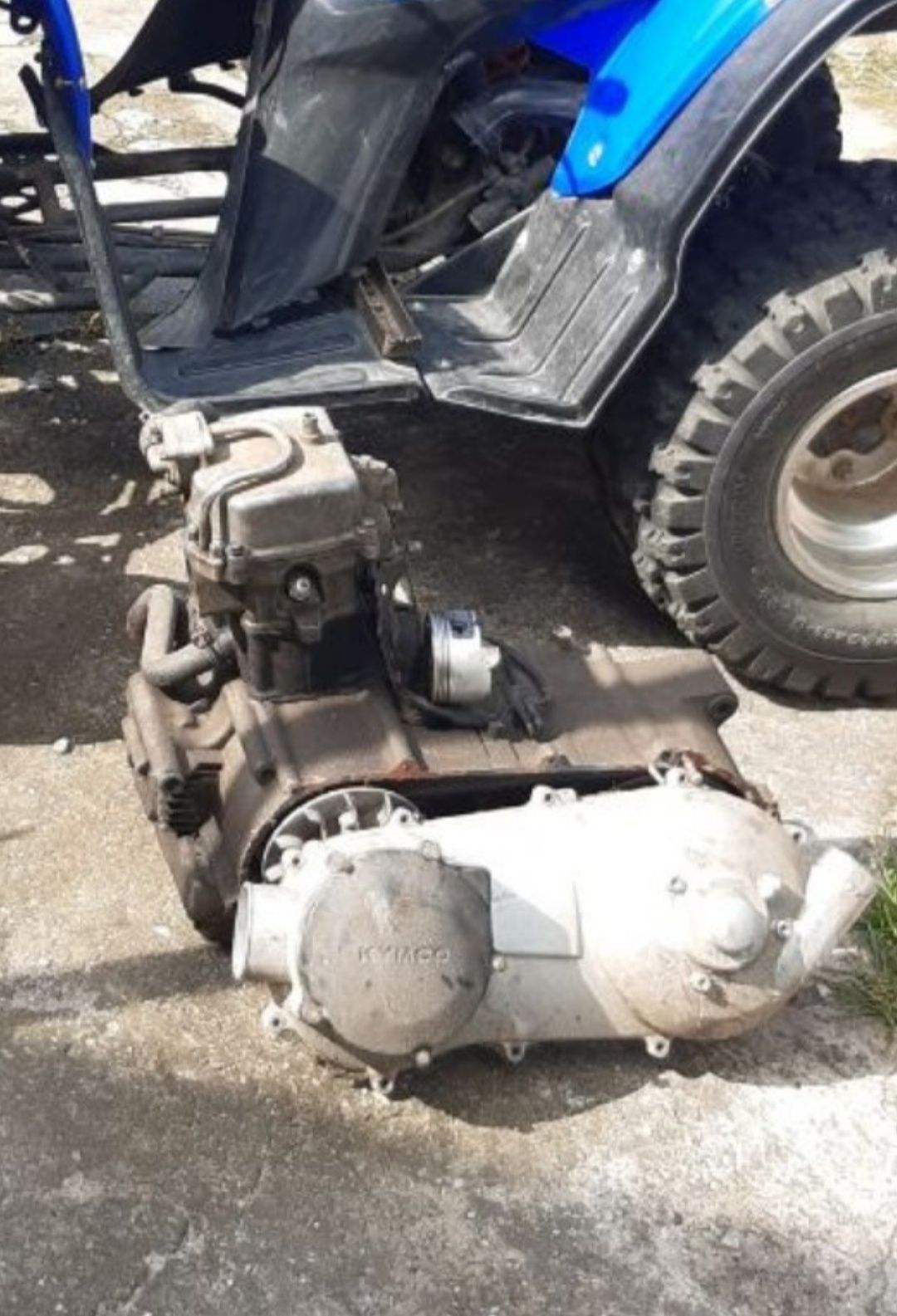 Części silnika Kymco kxr 250