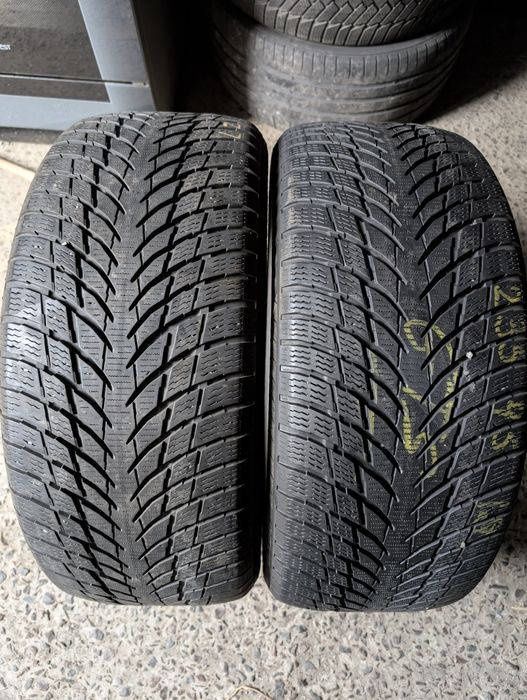 Шини зимові 235 45 r 18 Nokian резина колеса gtyres