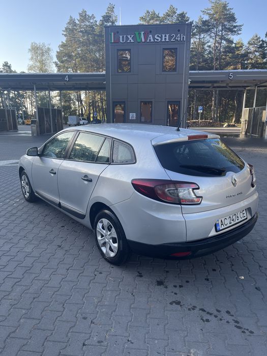 Продам хороший та економний автомобіль!!!