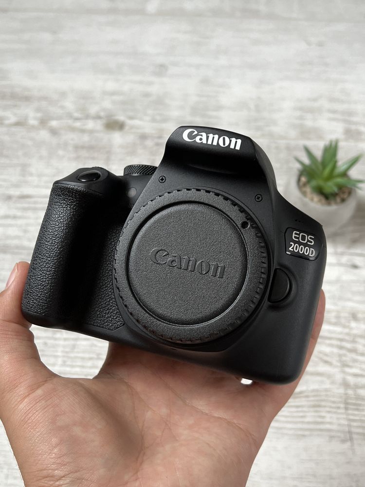 Canon 2000D новый