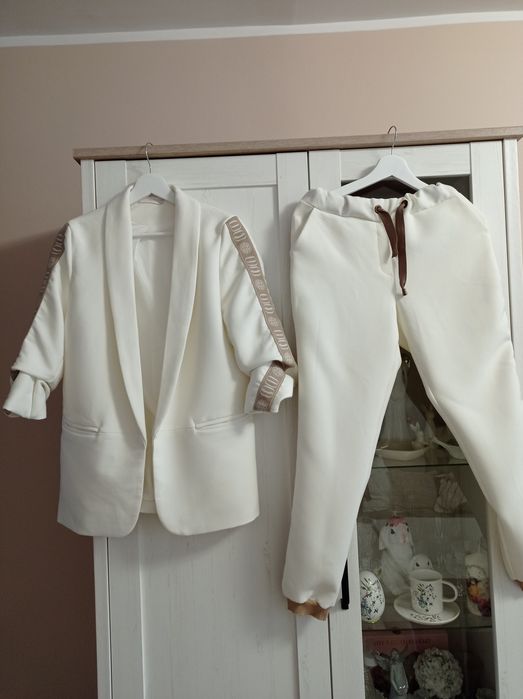 Komplet damski żakiet+ spodnie Cocomore