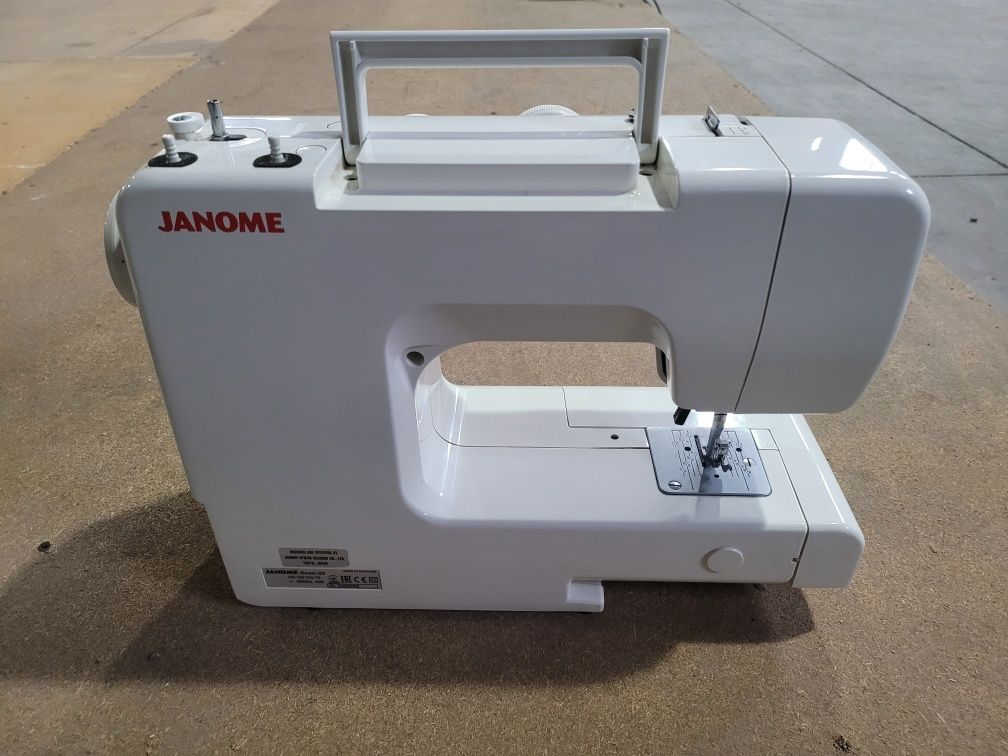 Швейна машина Janome 550