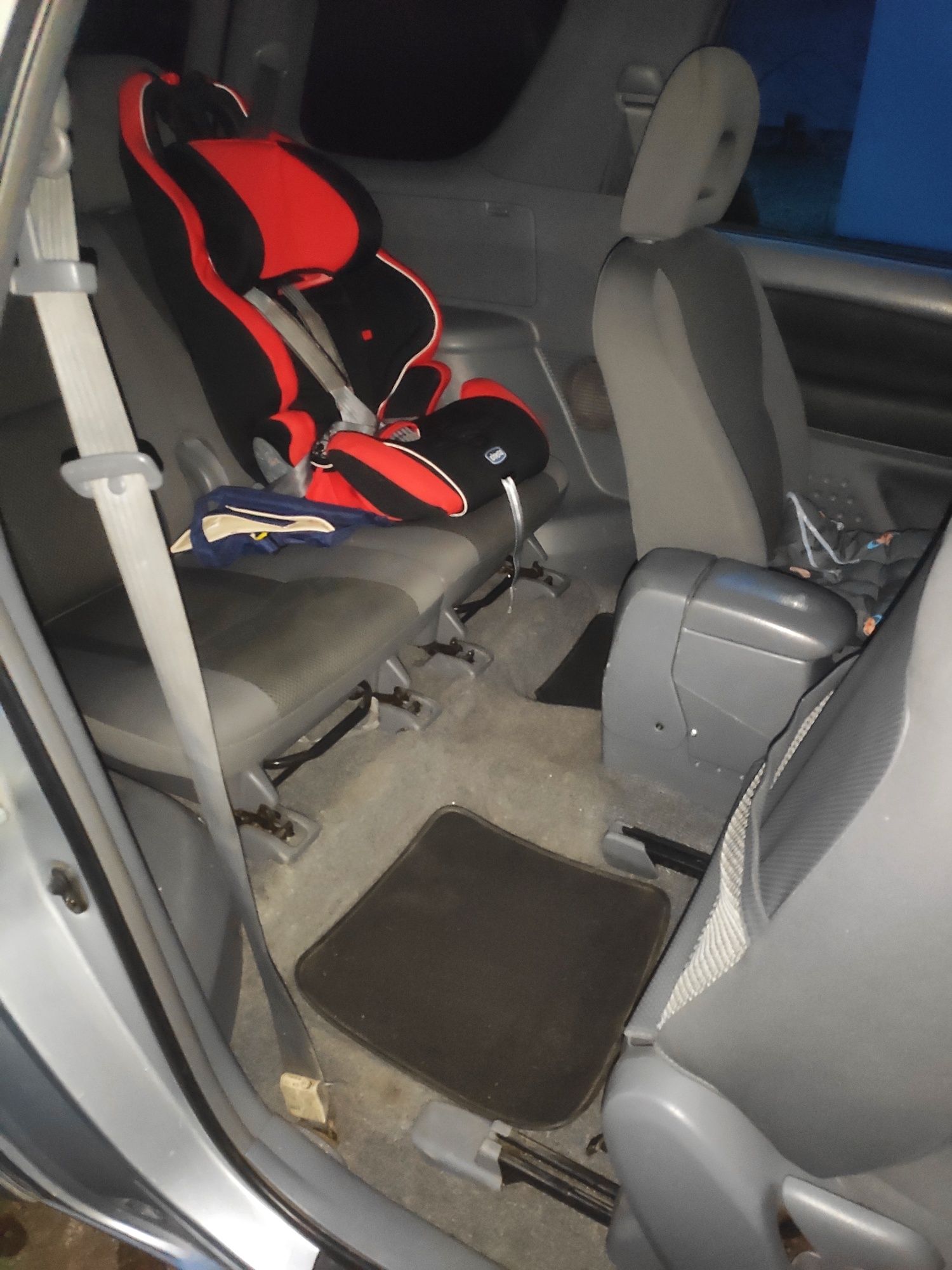 Toyota rav4 - 2 дверна дизель