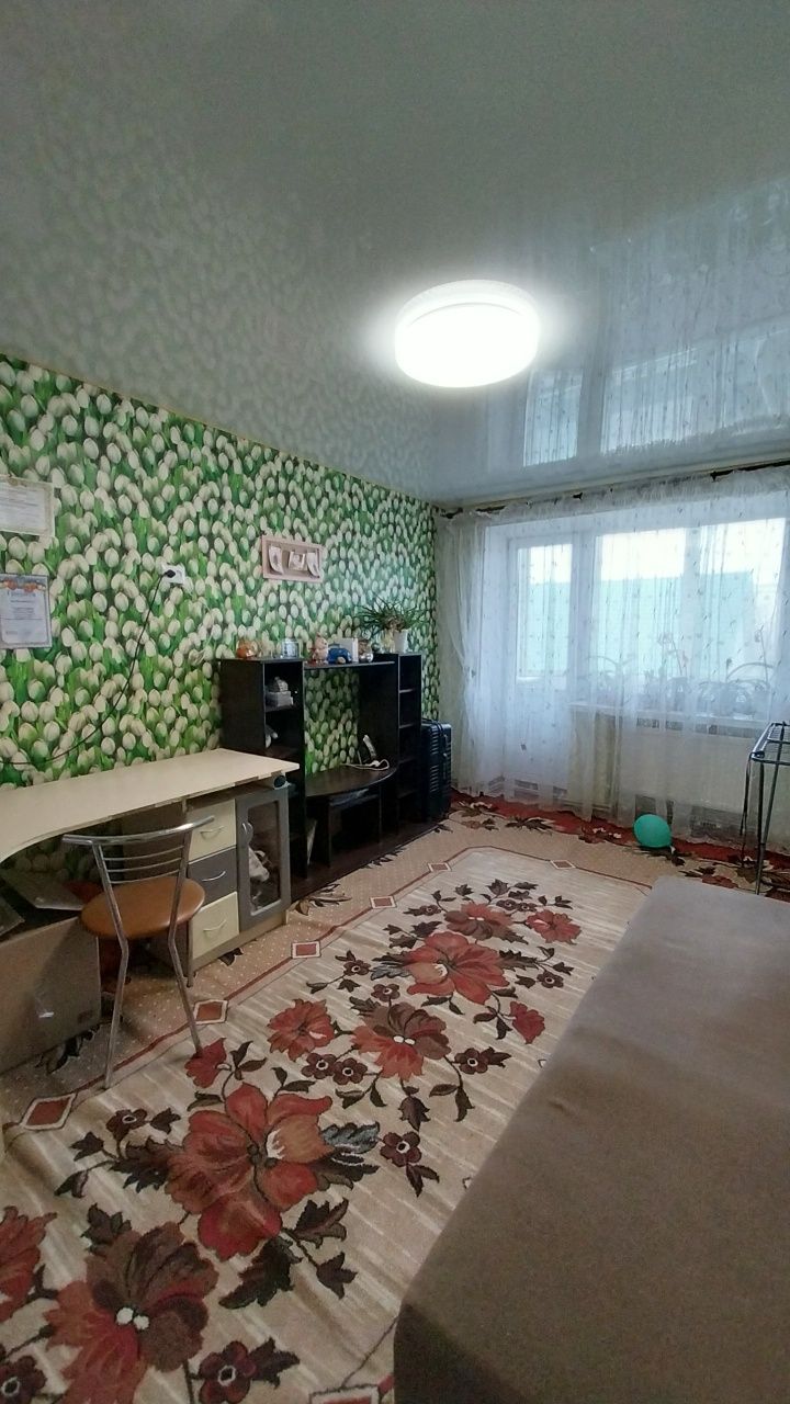 Продам 3 квартиру, з автономним газовим опаленням, на 2 поверх, Кірова