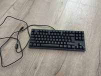 Klawiatura mechaniczna Genesis Thor 303 TKL RGB – jak nowa!
